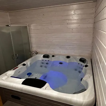 Hébergement de vacances Wester House Fuleda Z Sauna Jacuzzi I Kominkiem